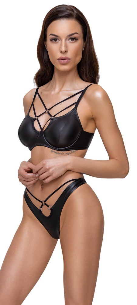 Black bra & thong