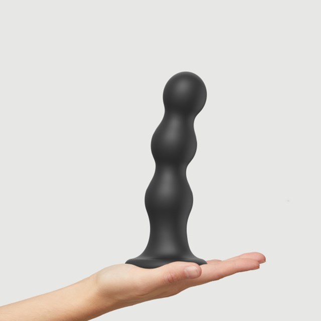 DILDO PLUG BALLS SVART MED HJERTE - XL