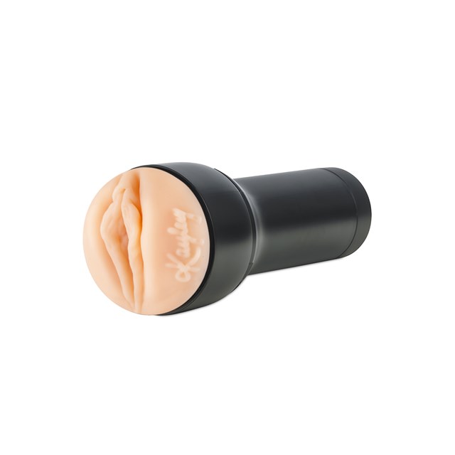 KAYLEY GUNNER - Kiiroo Feel Stroker