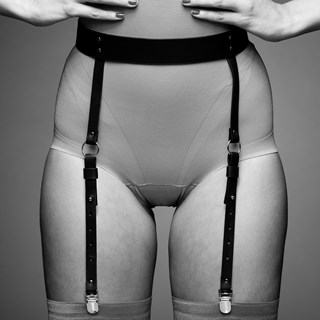 Indiscrets - Maze Suspender Belt Black