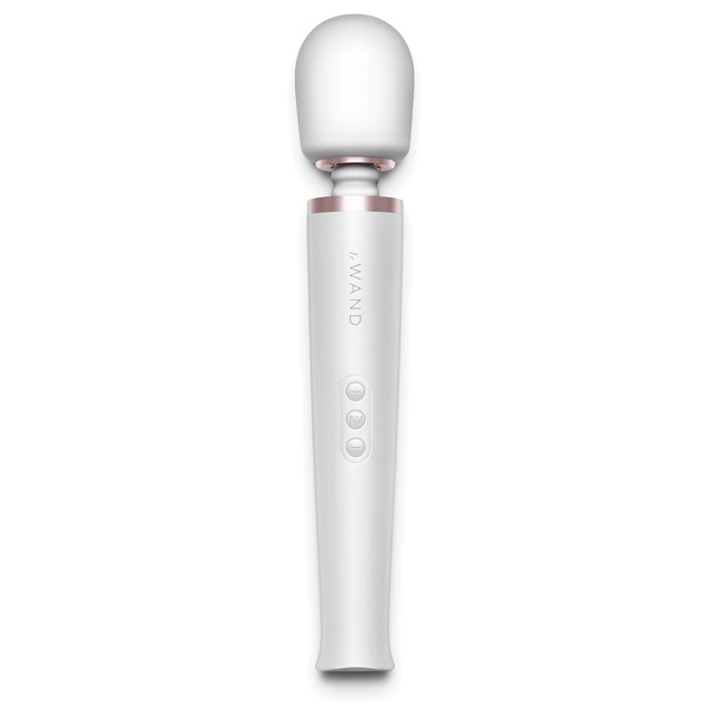 LE WAND - RECHARGEABLE MASSAGER