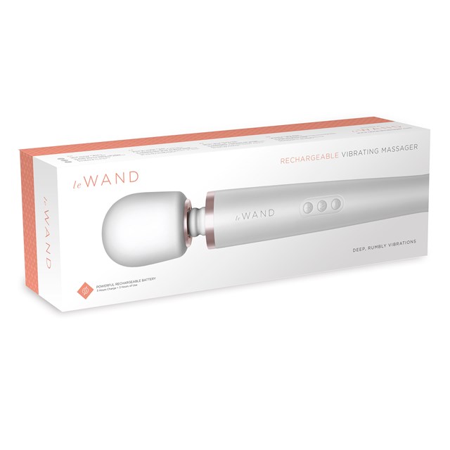 LE WAND - RECHARGEABLE MASSAGER