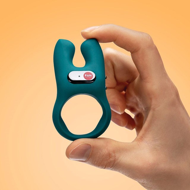 NŌS - Cock Ring with Clitoris Stimulator - Deep Blue
