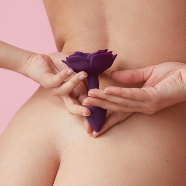 OPEN ROSES BUTTPLUG SIZE S - PURPLE RAIN