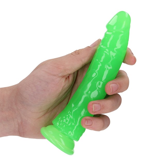 Slim Realistic Dildo with Suction Cup - Glow in the Dark 15,5 cm