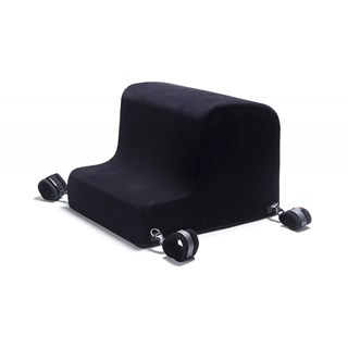 Obéir Spanking Bench With Cuffs
