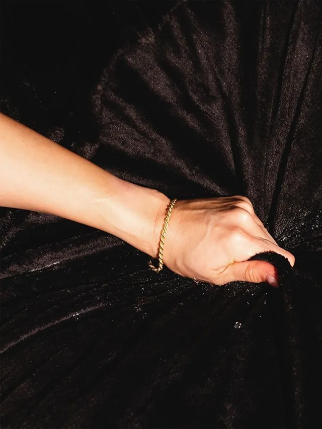 Splash Blanket Furlush Black On Black Medium