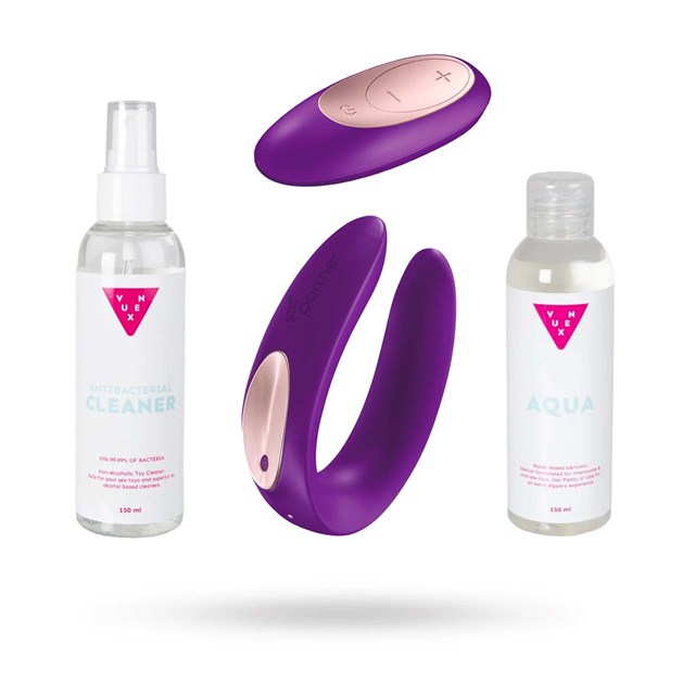 SETT MED SATISFYER PARTNER PLUS MED FJERNKONTROLL, GLIDEMIDDEL & TOY CLEANER 2X150 ML